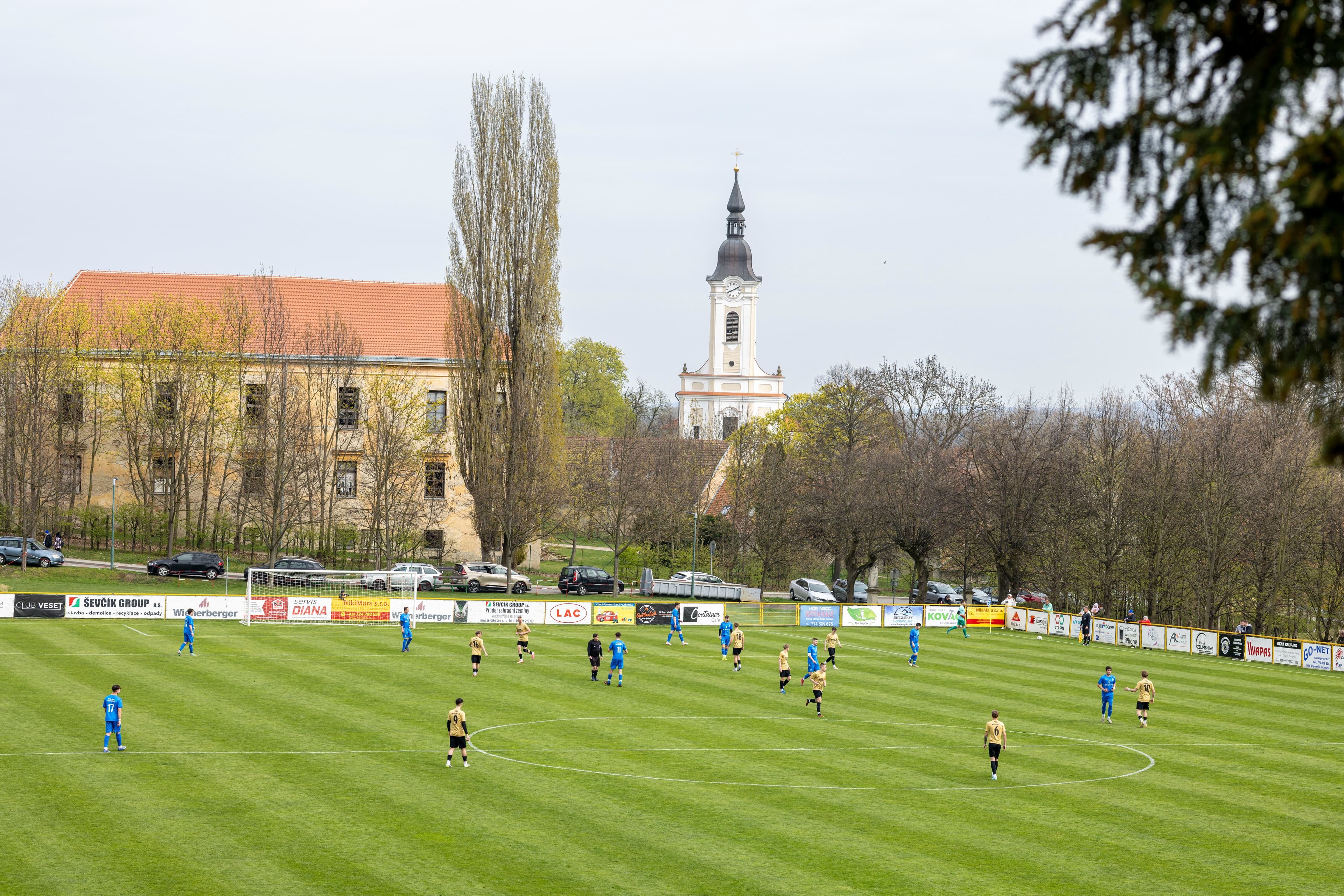 Stadion TJ Hrušovany